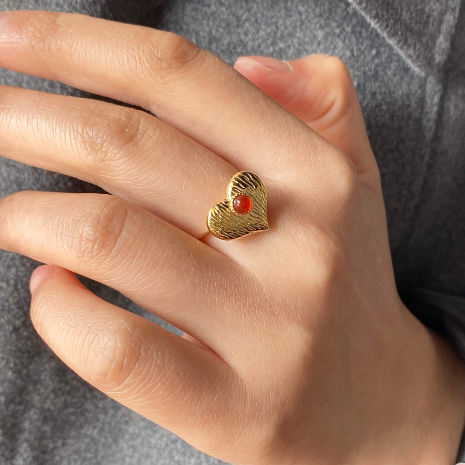 Meideya Waterproof Adjustable Heart Ring with Red Agate, 18k gold-plated stainless steel