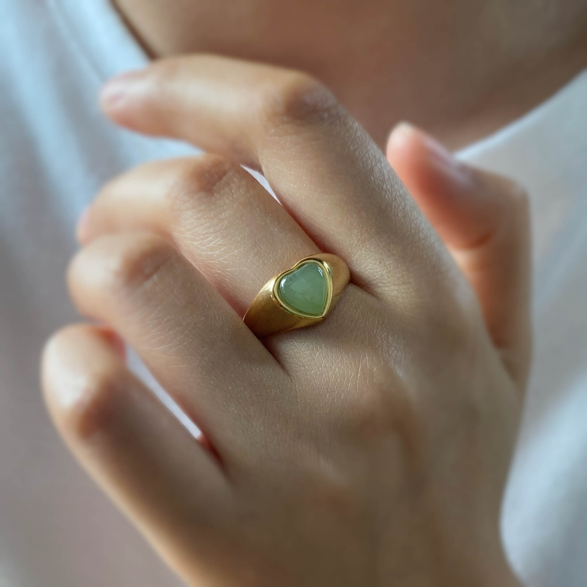 Meideya Waterproof Jade Heart Ring, 18k gold-plated stainless steel