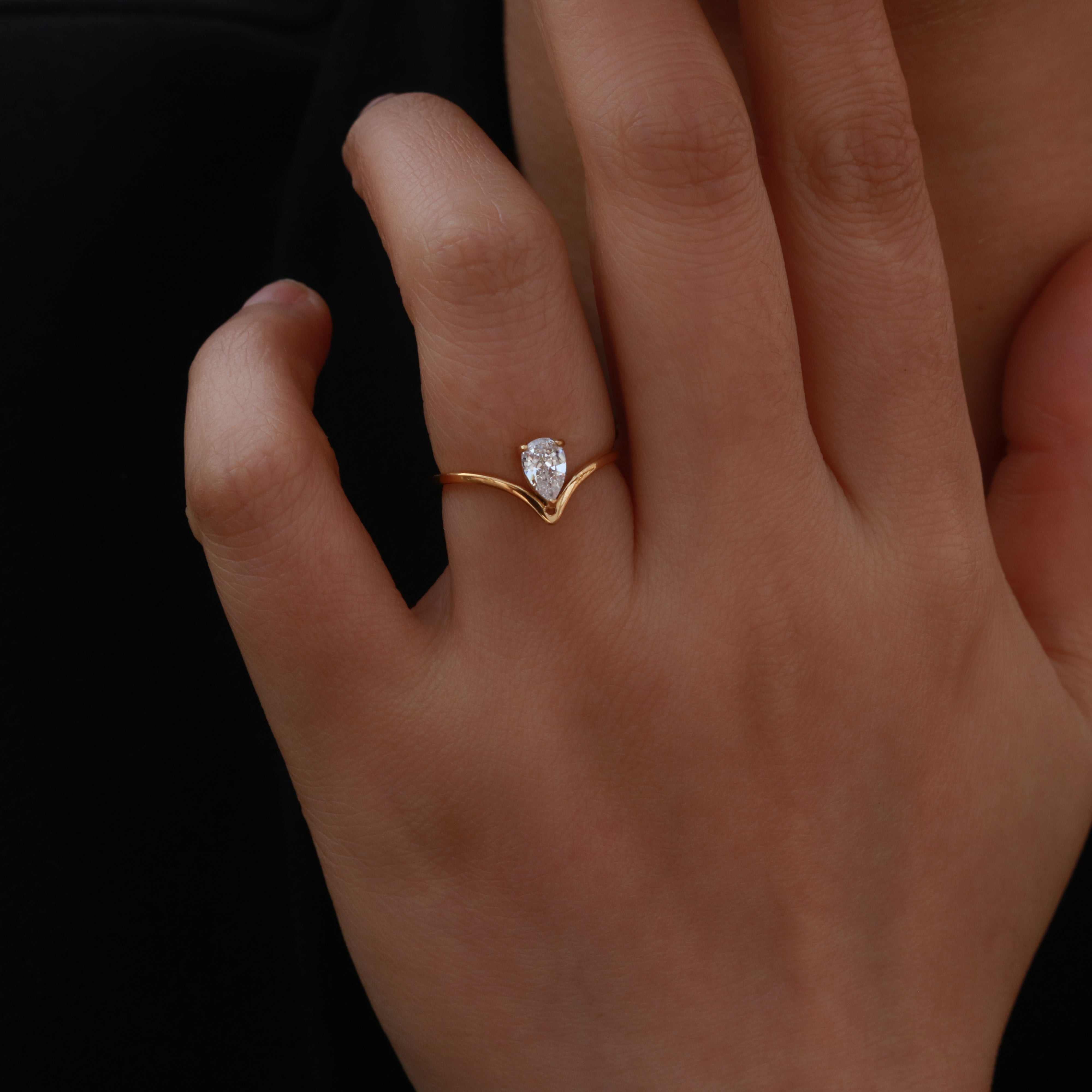 Meideya Jewelry V shaped stacking ring