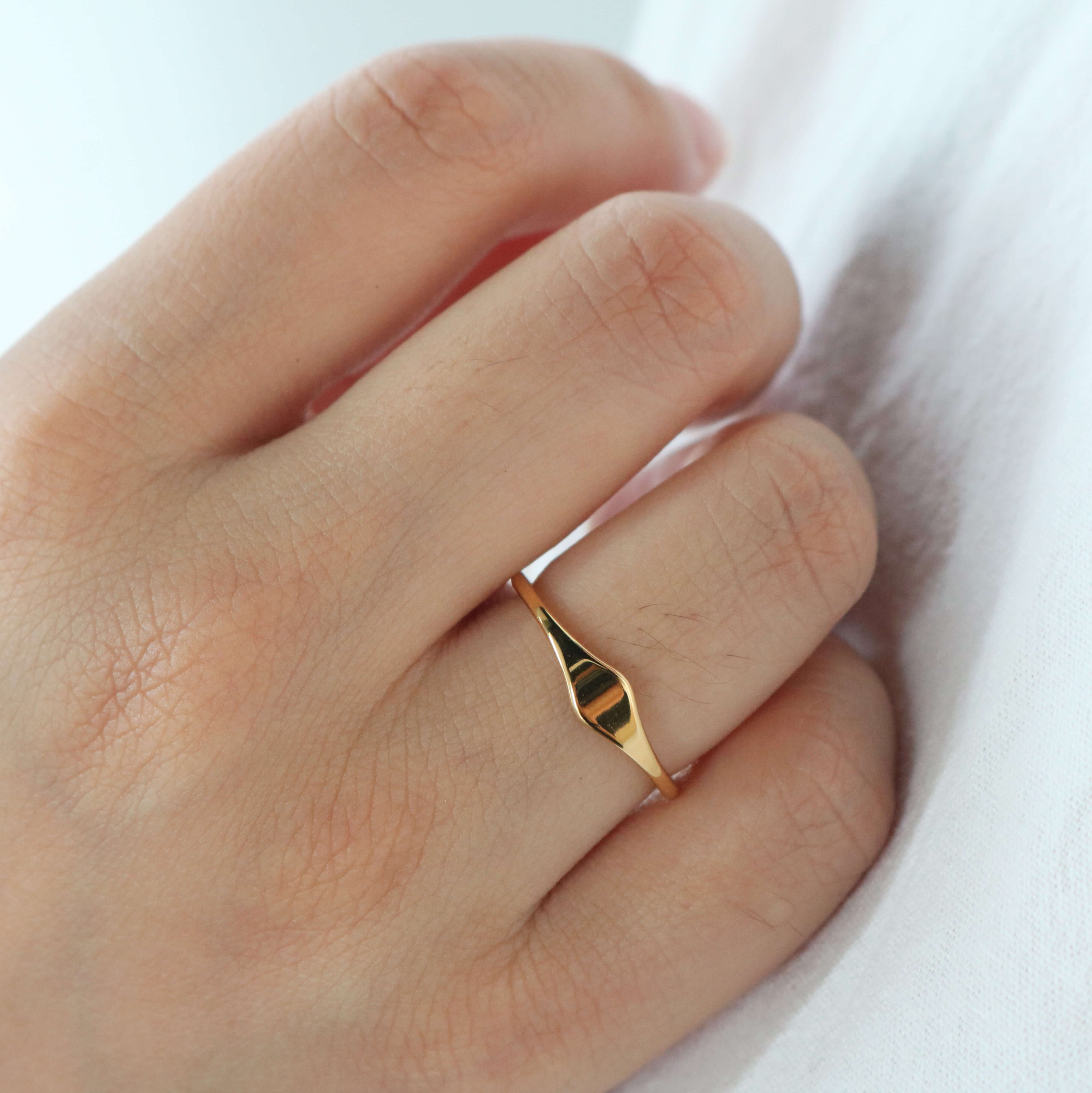 Meideya Tarnish-Free Waterproof 18k Gold Plated Stacker Ring, 18k gold-plated stainless steel