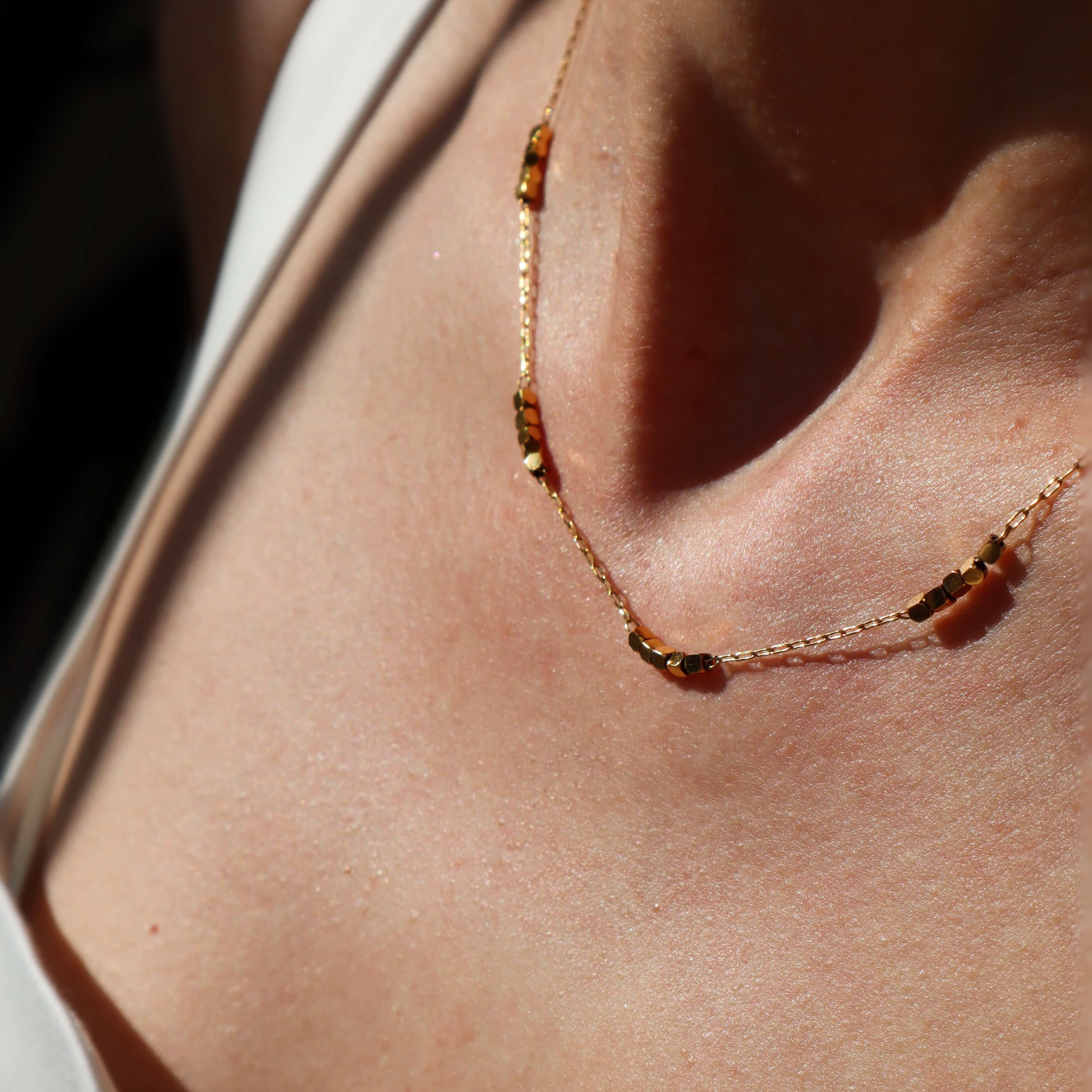 Meideya Gold Square Beads Choker, waterproof 18k gold-plated stainless steel