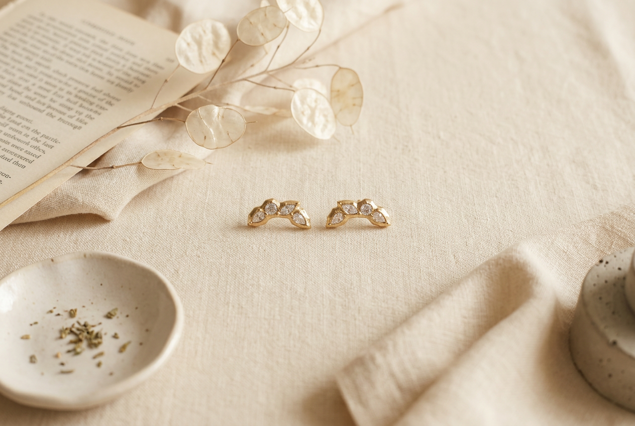 Non-Tarnish Gold Jewelry: Which Types Actually Resist Tarnish (and How to Choose)