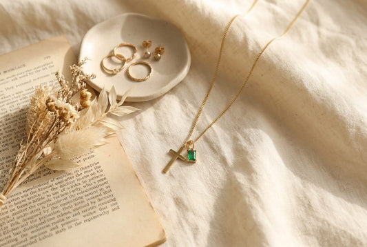 Pisces Birthstone: What the Traditional and Modern Lists Say