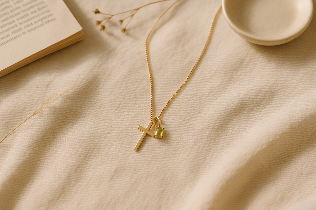 August Birthstone: Peridot, Spinel and Sardonyx