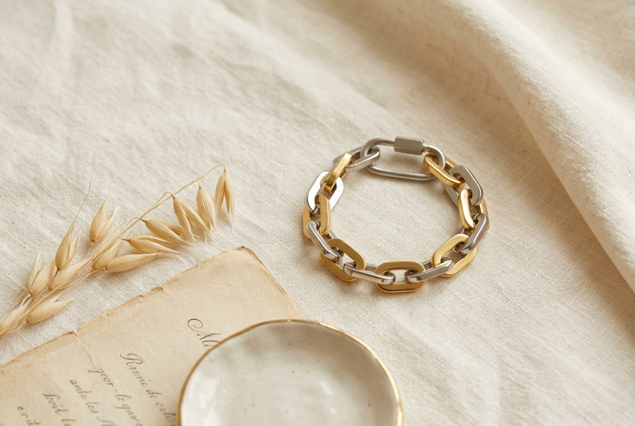 Can You Mix Gold and Silver Jewelry?