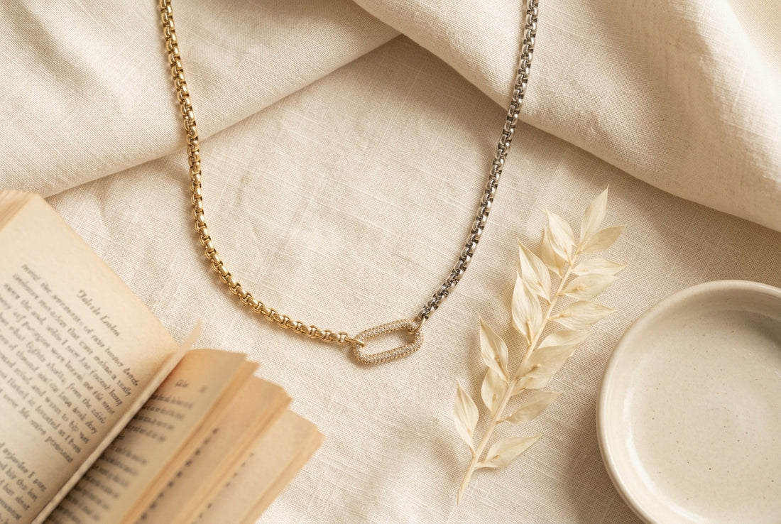 Paperclip Necklace: Meaning & How to Style