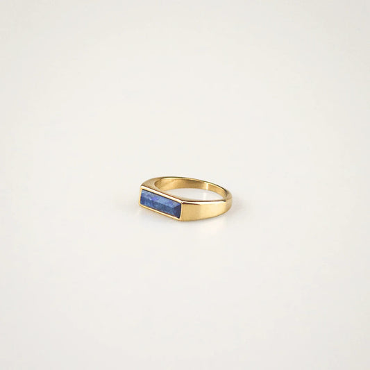 Lapis Lazuli Meaning, Symbolism & Who It Suits