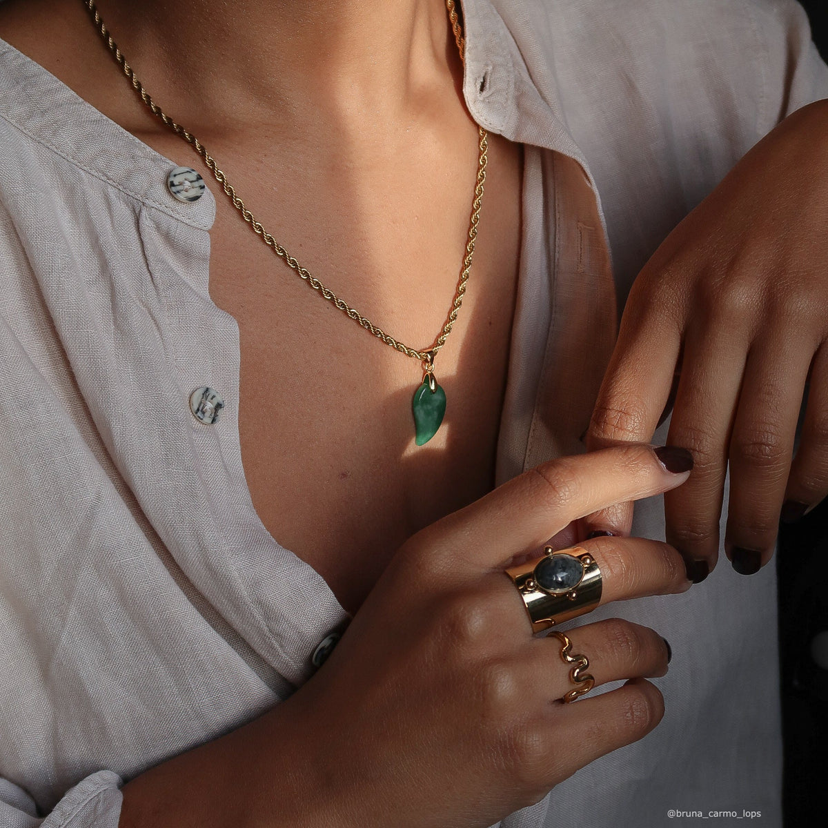 Gold Jade Comma Pendant Necklace, waterproof 18k gold-plated