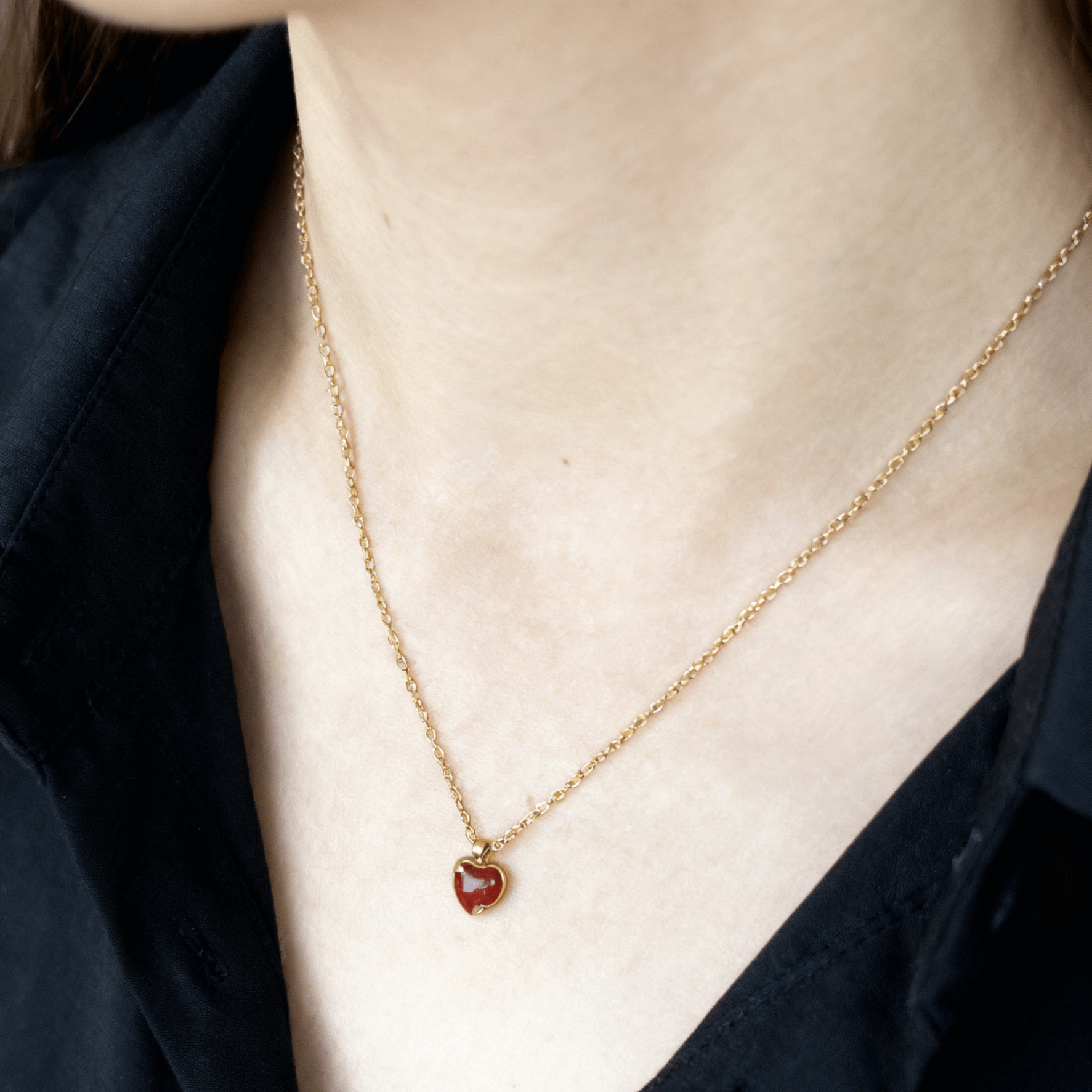 Waterproof Tarnish-Free Gold Heart Pendant Necklace, 18k gold-plated stainless steel