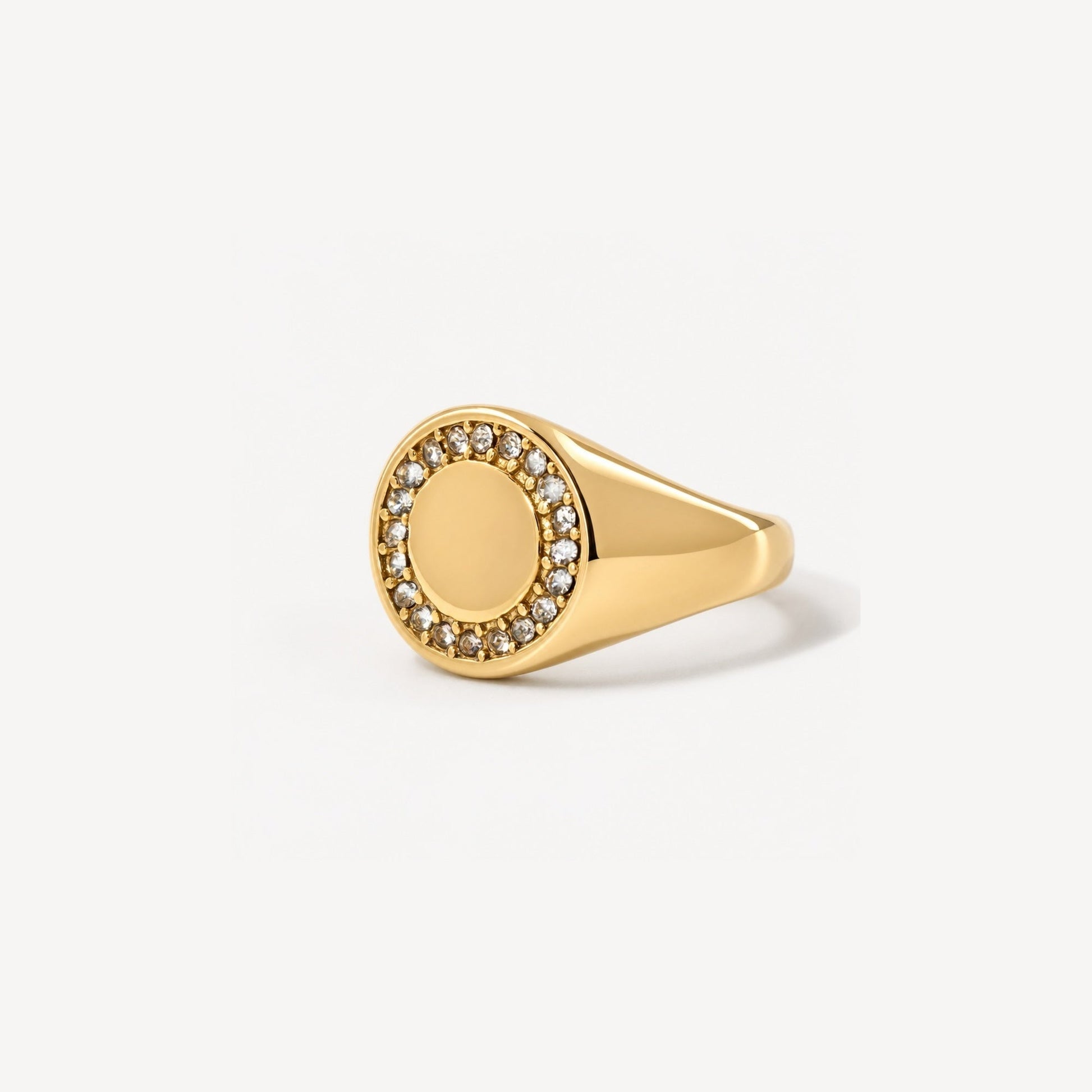 Circle Pave Signet Ring