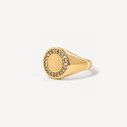 Circle Pave Signet Ring