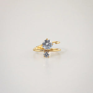 Meideya jewelry a gold ring with two spark stones