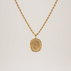 Effie flower engraved pendant necklace
