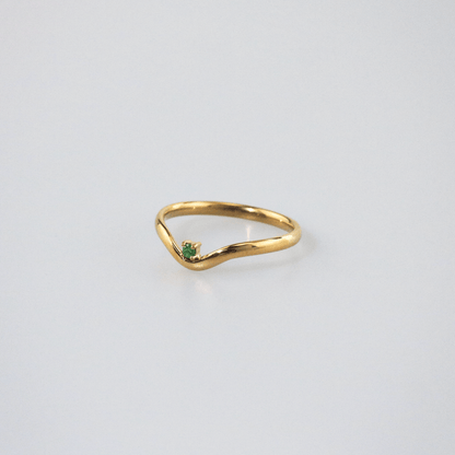 Stainless steel ring - Emerald dot wave ring in gold color