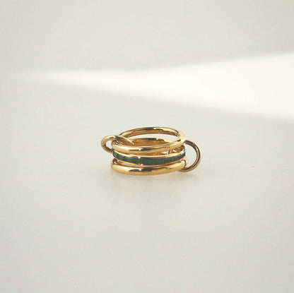 emerald ring gold