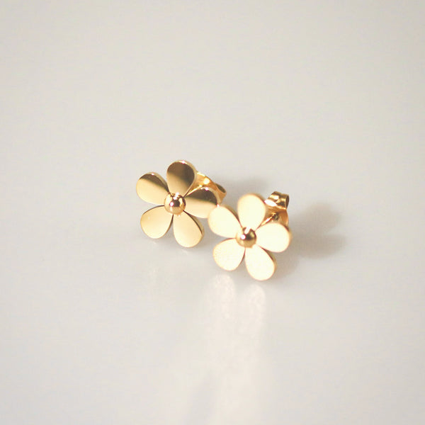 Waterproof 18k Gold Plated Flower Stud Earrings