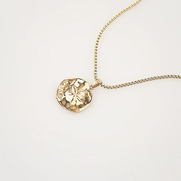 Waterproof Flower Sand Dollar Necklace - 18K Gold Stainless Steel