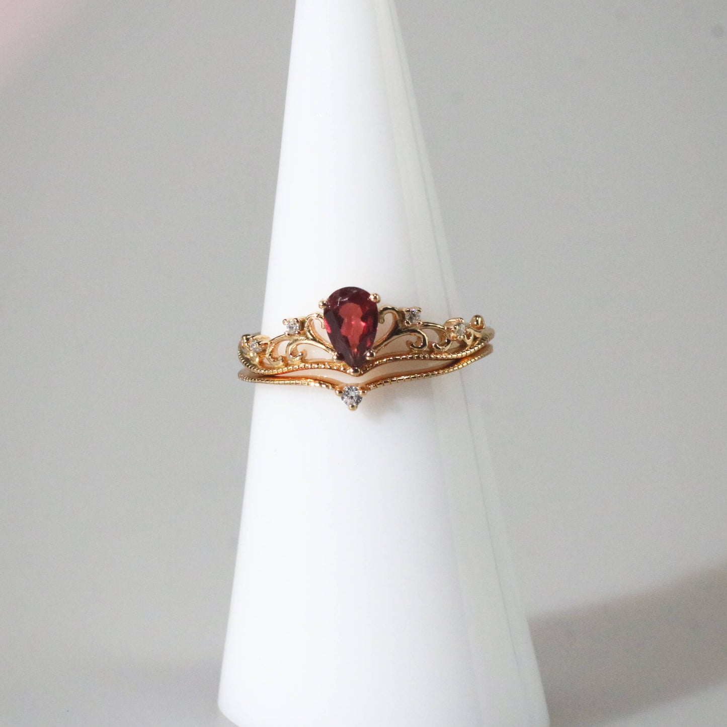 Ruby crown ring set