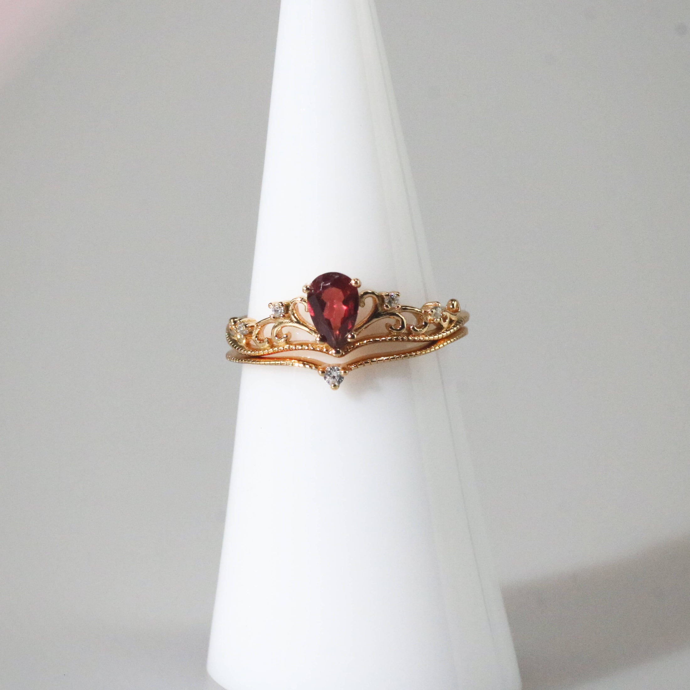 Ruby crown ring set