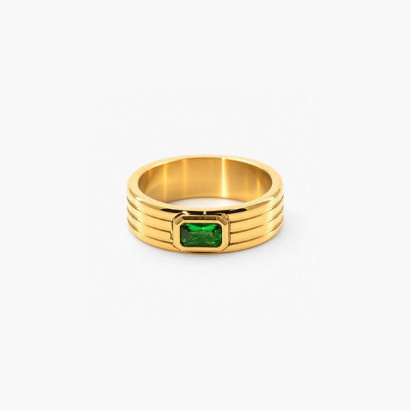 Green Stone Ribbed Ring – Waterproof Gold Tone Ring