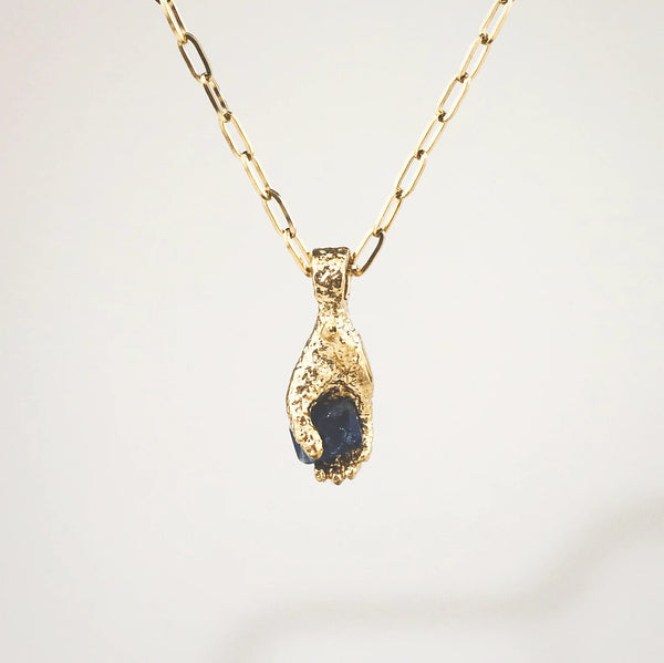 Waterproof 18k Gold Plated Hand of Stillness Necklace