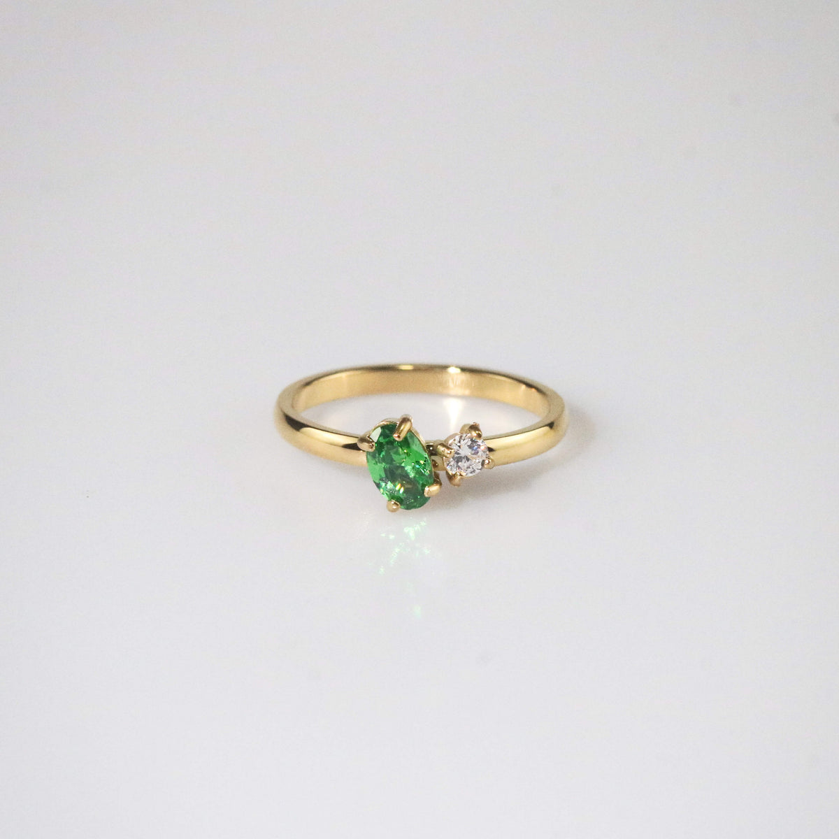 Waterproof Tarnish-Free Emerald Sparkle Ring, 18k gold-plated stainless steel