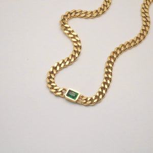 Green gem curb chain necklace