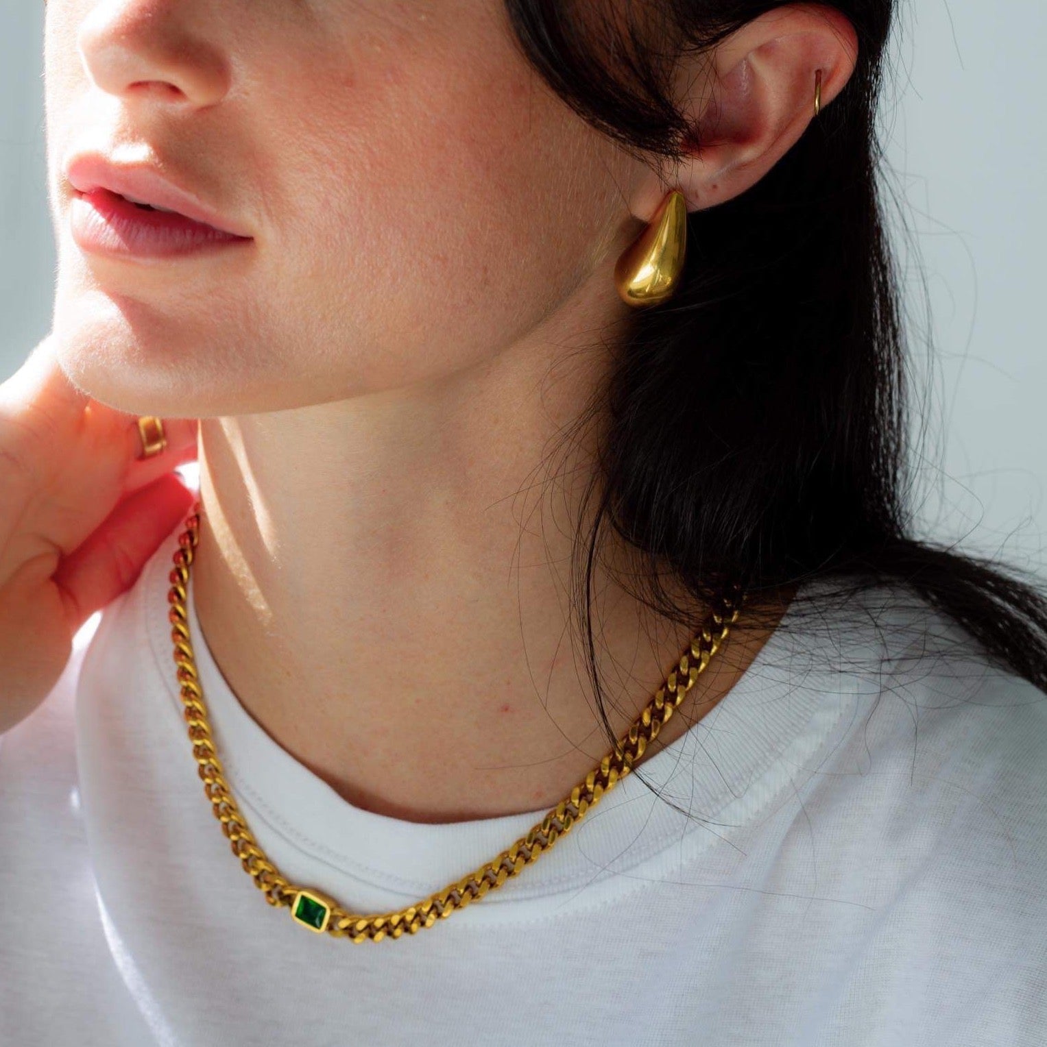 Emerald Curb Chain Necklace