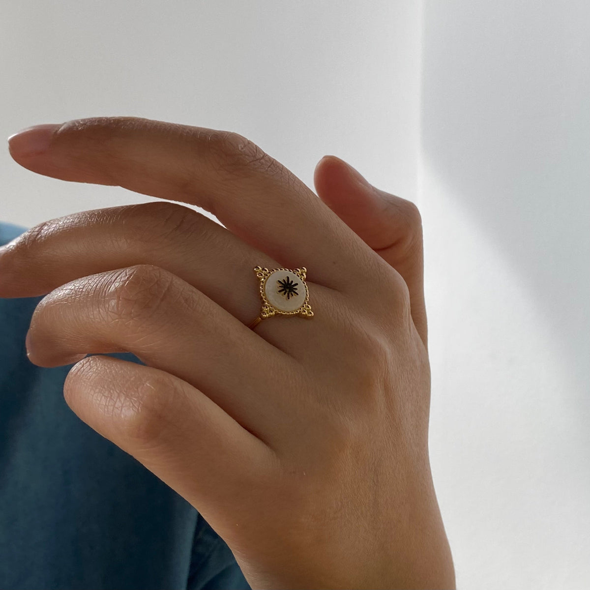 Waterproof Dainty Starburst Ring, 18k gold-plated stainless steel