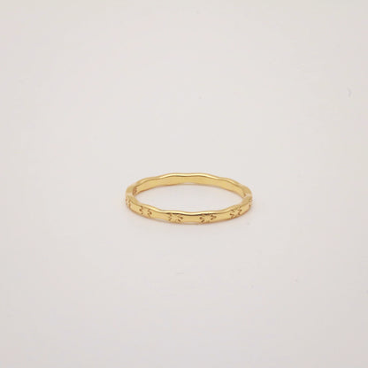 Sun loop ring