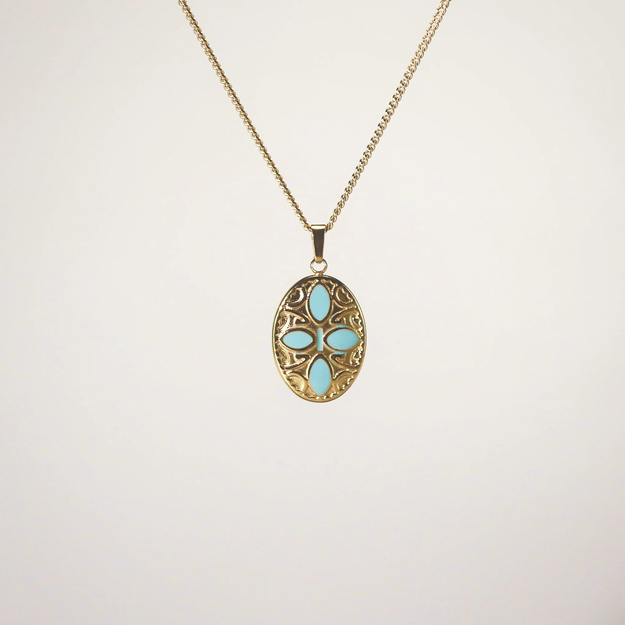 Oval Blue Petals Pendant Necklace