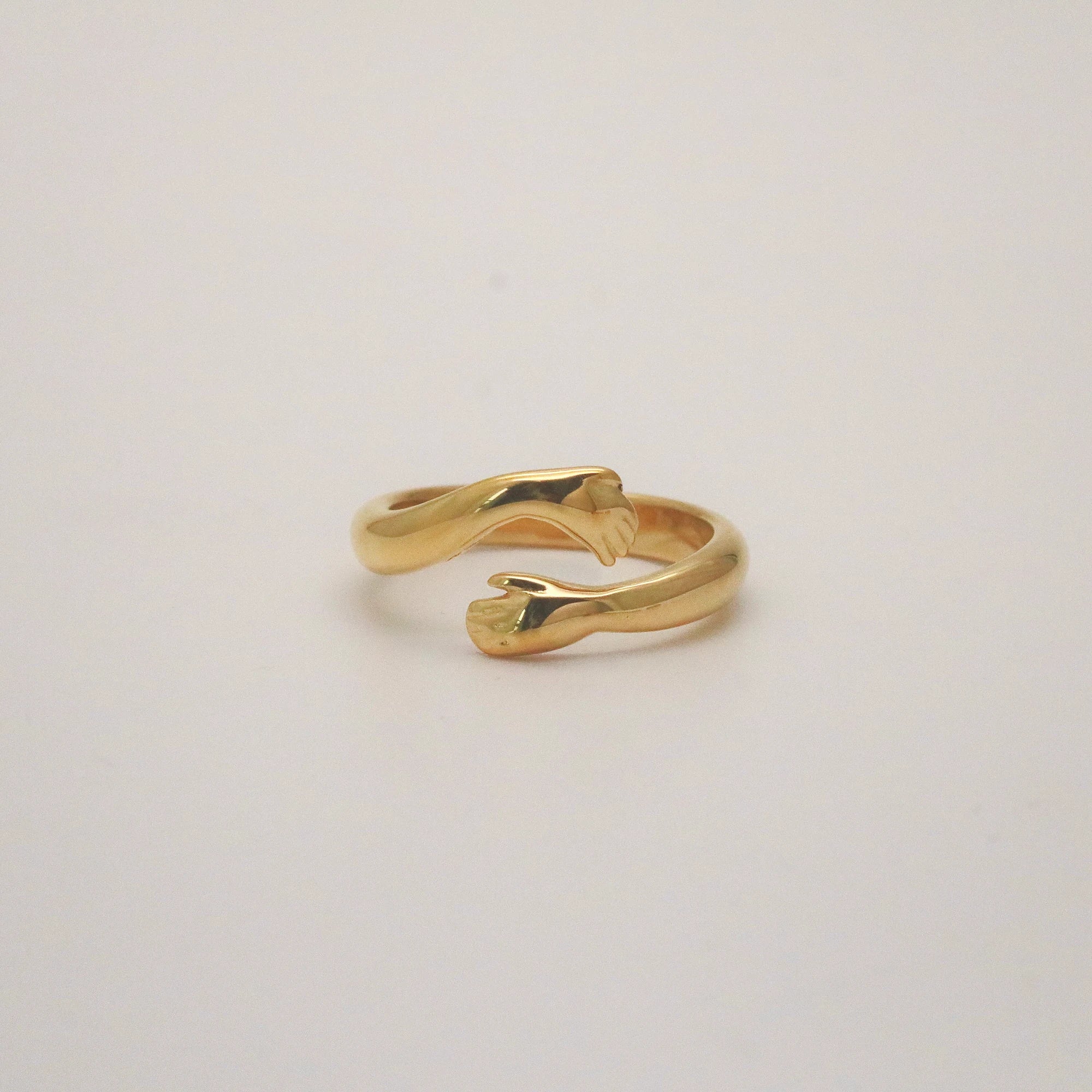 Love hug ring