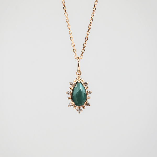 Malachite Empress Necklace: Gold Plated Pendant