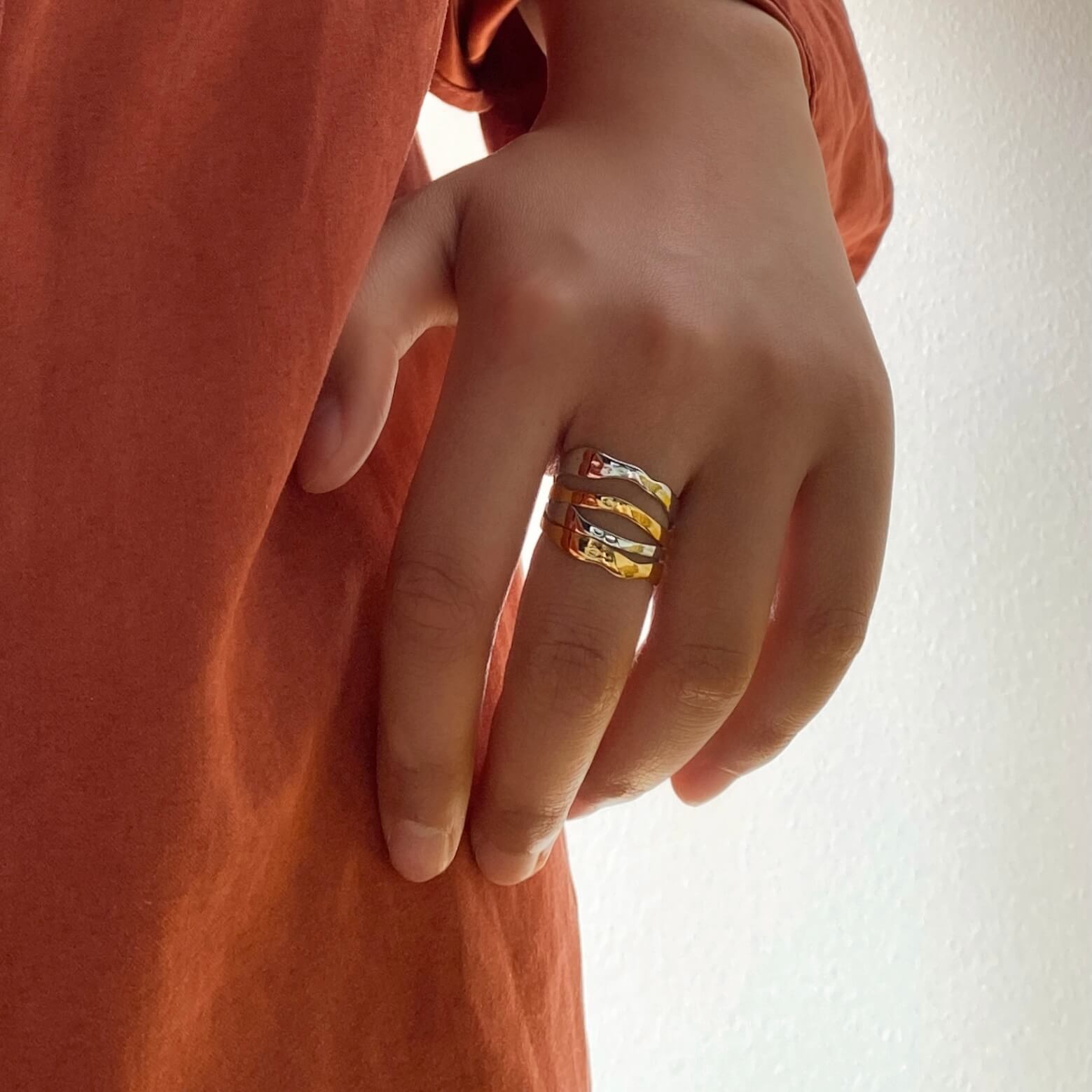 Mixed Multi Row Hammered Ring, waterproof 18k gold-plated stainless steel