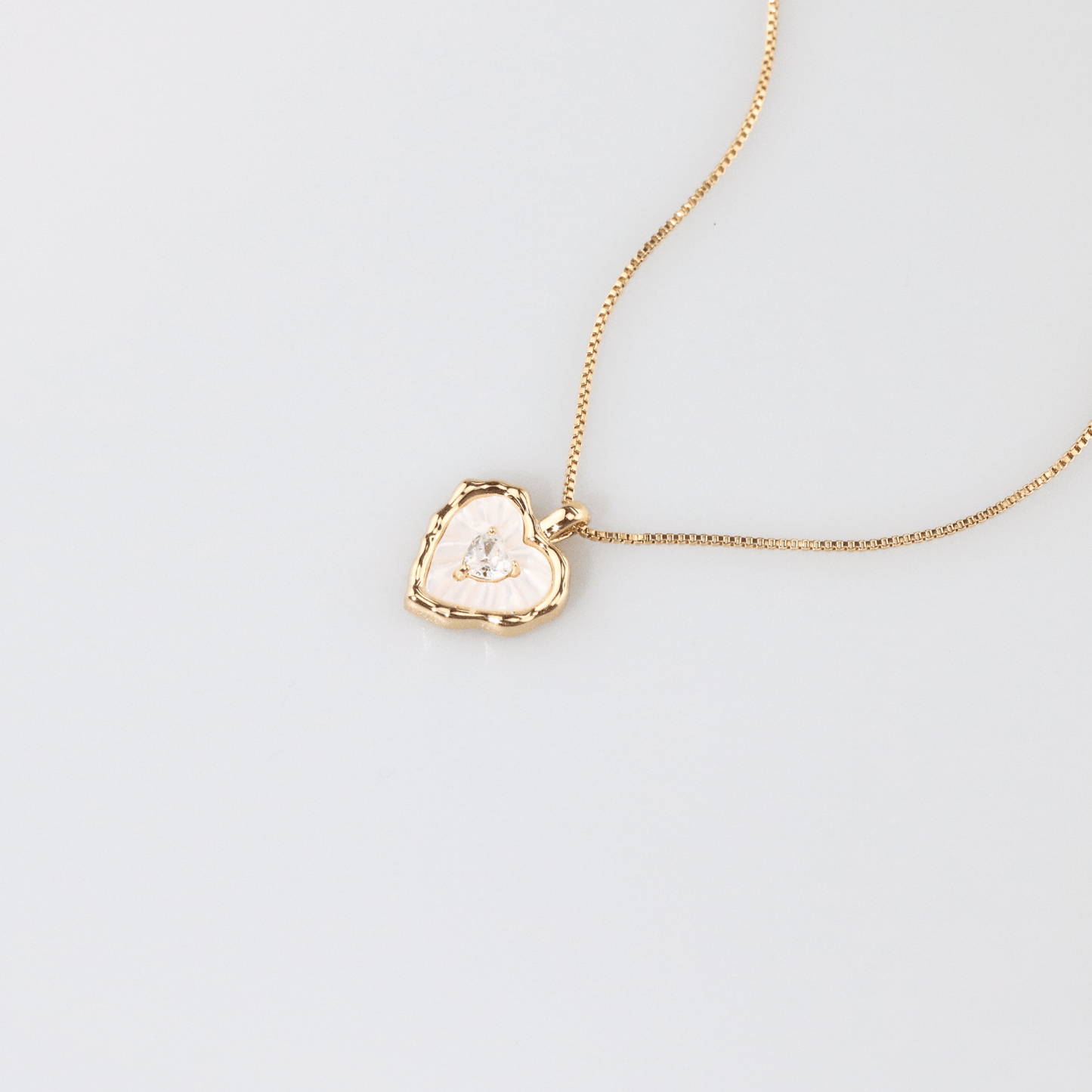 Mother of Pearl Heart-Necklace