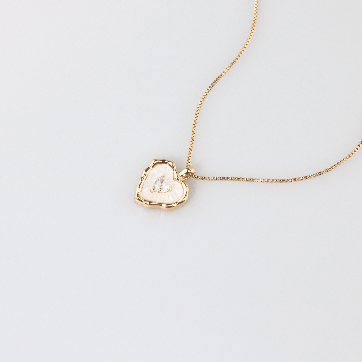 Mother of Pearl Heart-Necklace