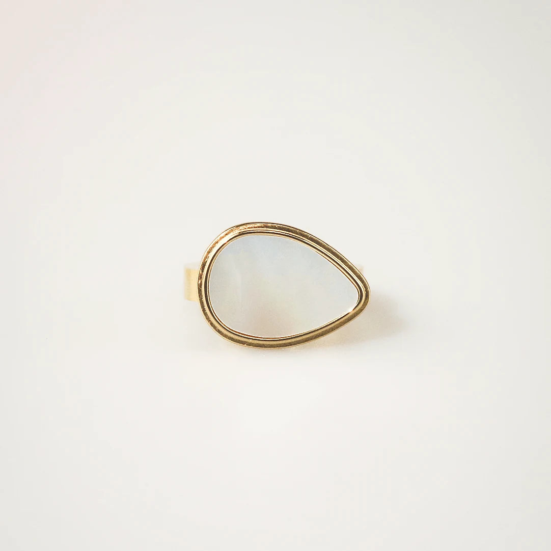 meideya jewelry Mother of Pearl Statement Signet Ring