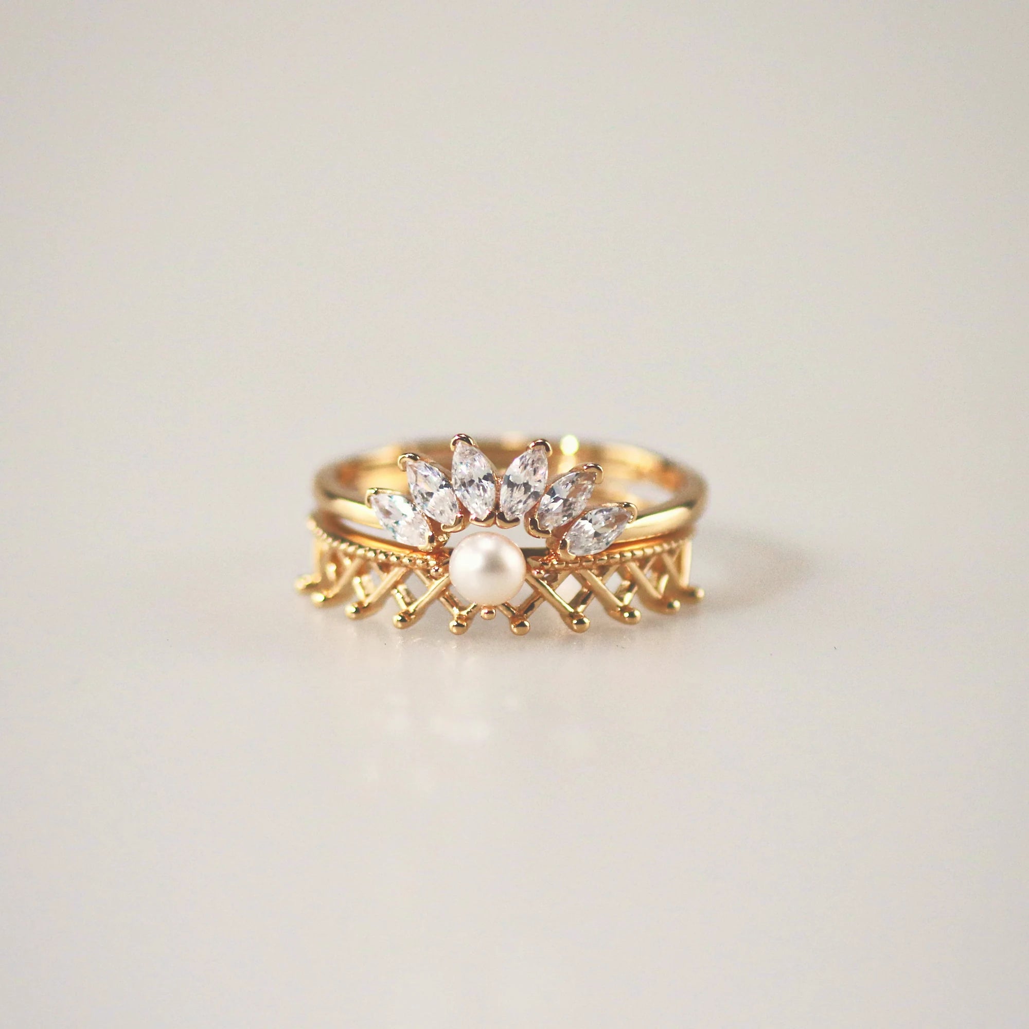 Meideya Jewelry Pearl Crown Ring + Contour Band ring