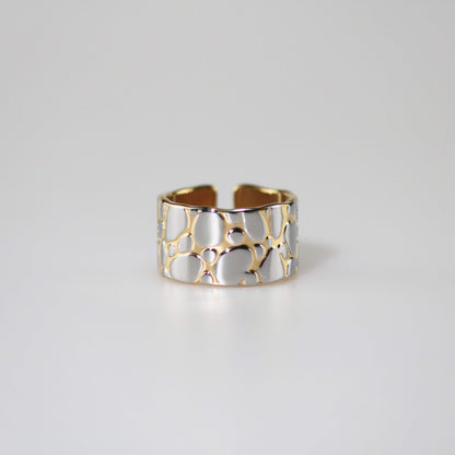 Waterproof Tarnish-Free Pebble Statement Band Ring, 18k gold-plated stainless steel