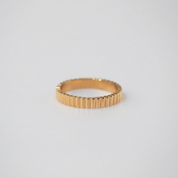 Ribbed Thin Band Ring - Waterproof Gold Plated Stainless Steel