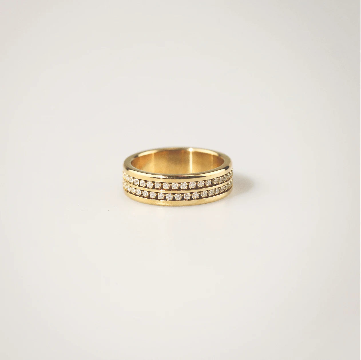 Vowline Band Ring, waterproof 18k gold-plated stainless steel