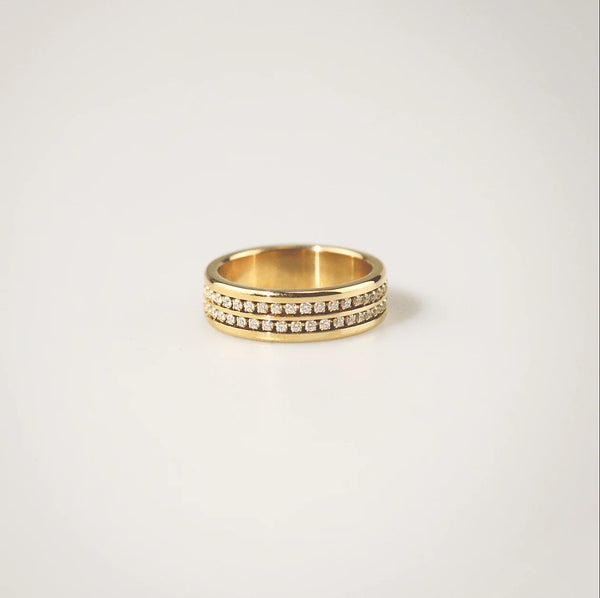 Vowline Band Ring – 6mm Sparkling Gold Band