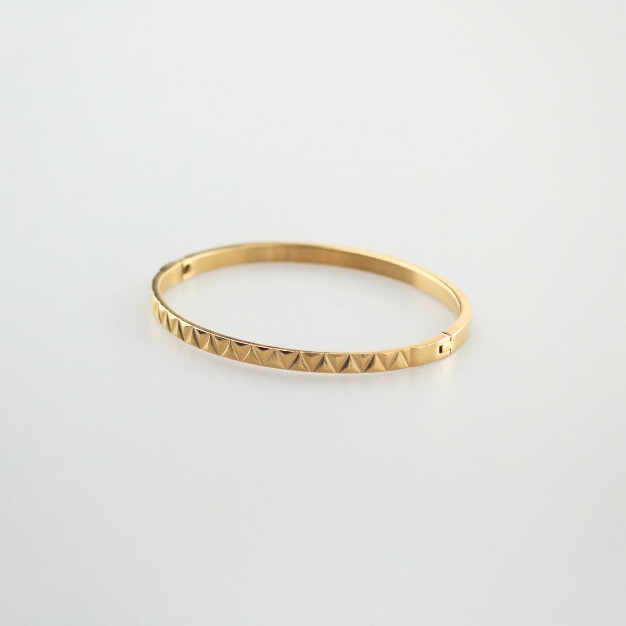Pyramid Bangle, waterproof 18k gold-plated stainless steel