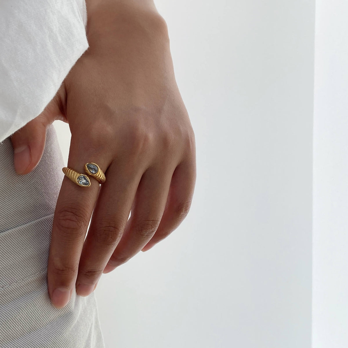 Waterproof Gold Plated Spiral CZ Bypass Ring, 18k gold-plated stainless steel