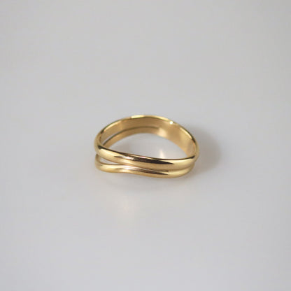 Waterproof Gold Wave Ring, 18k gold-plated stainless steel