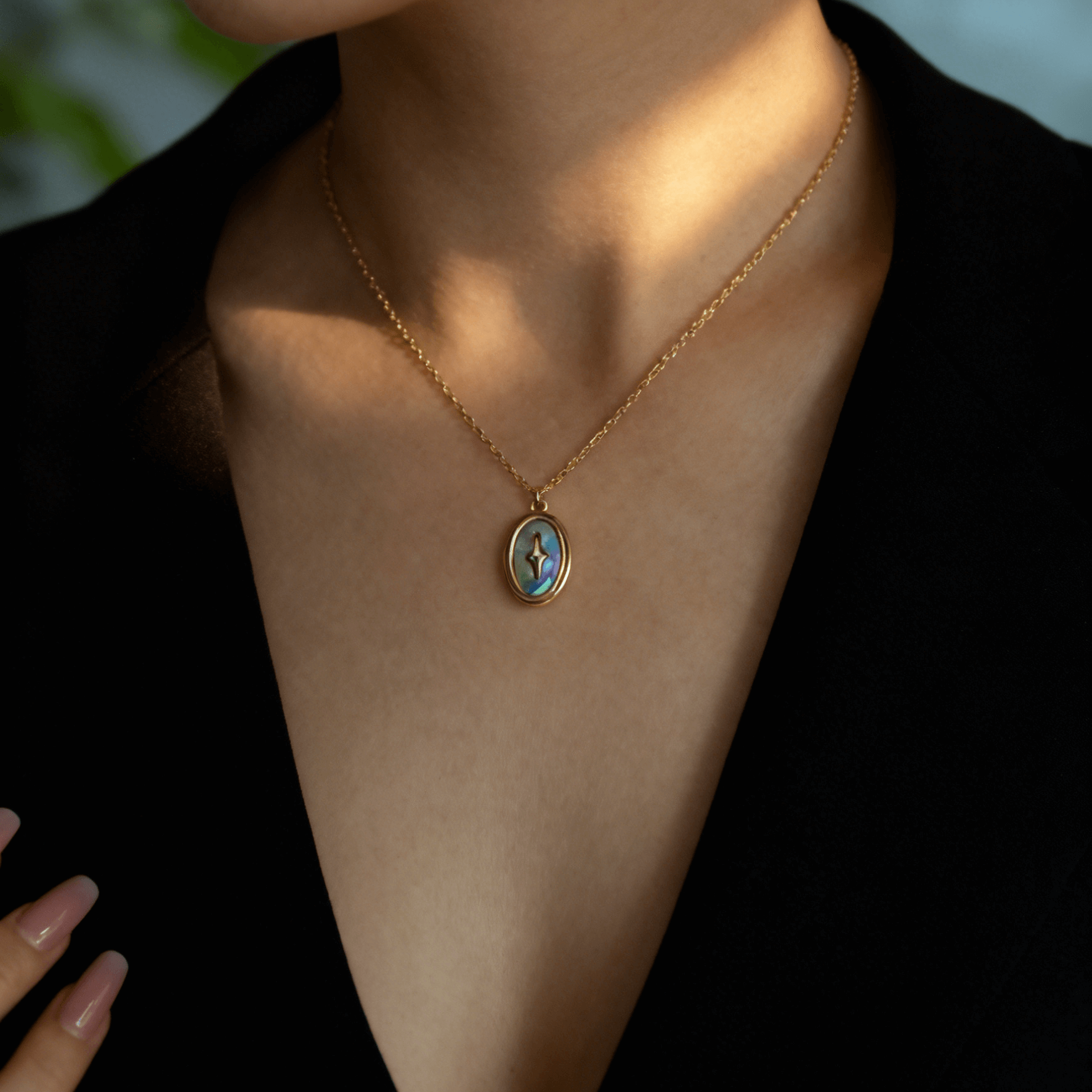 Starry Abalone Pendant Necklace, waterproof 18k gold-plated stainless steel