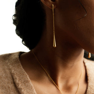 Gold teardrop dangle chain earrings