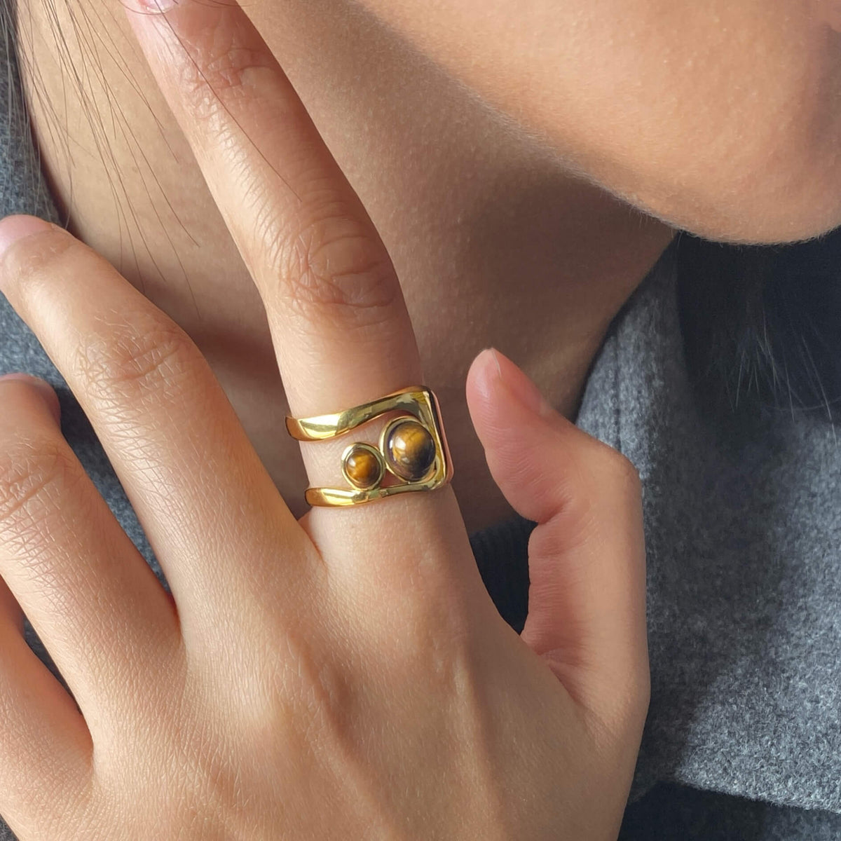 Hypoallergenic Tiger's Eye Cuff Ring, waterproof 18k gold-plated stainless steel