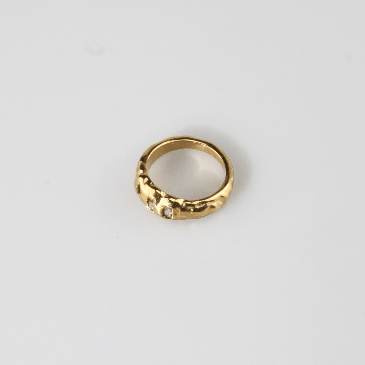 Triple Stone Hammered -Ring 