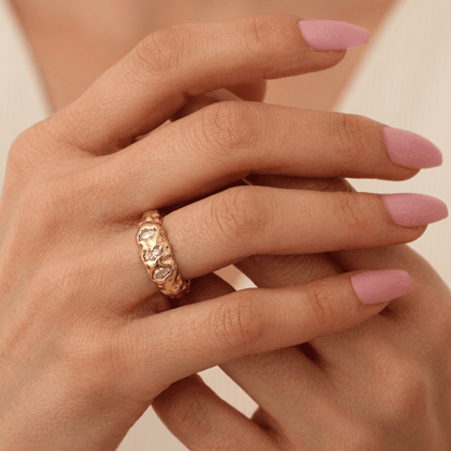 Triple_Stone_Hammered_Ring